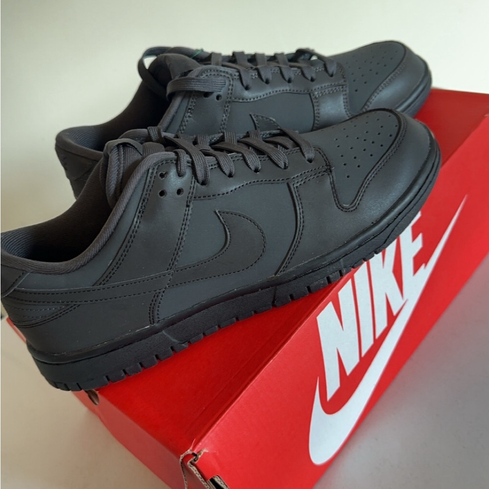 Nike Dunk Low Cyber Reflective Women’s Sneakers